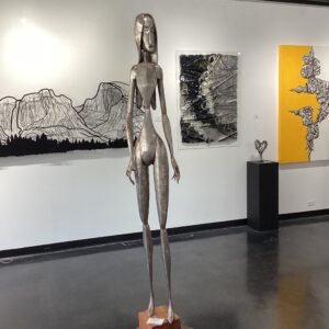 WOMAN STATUE